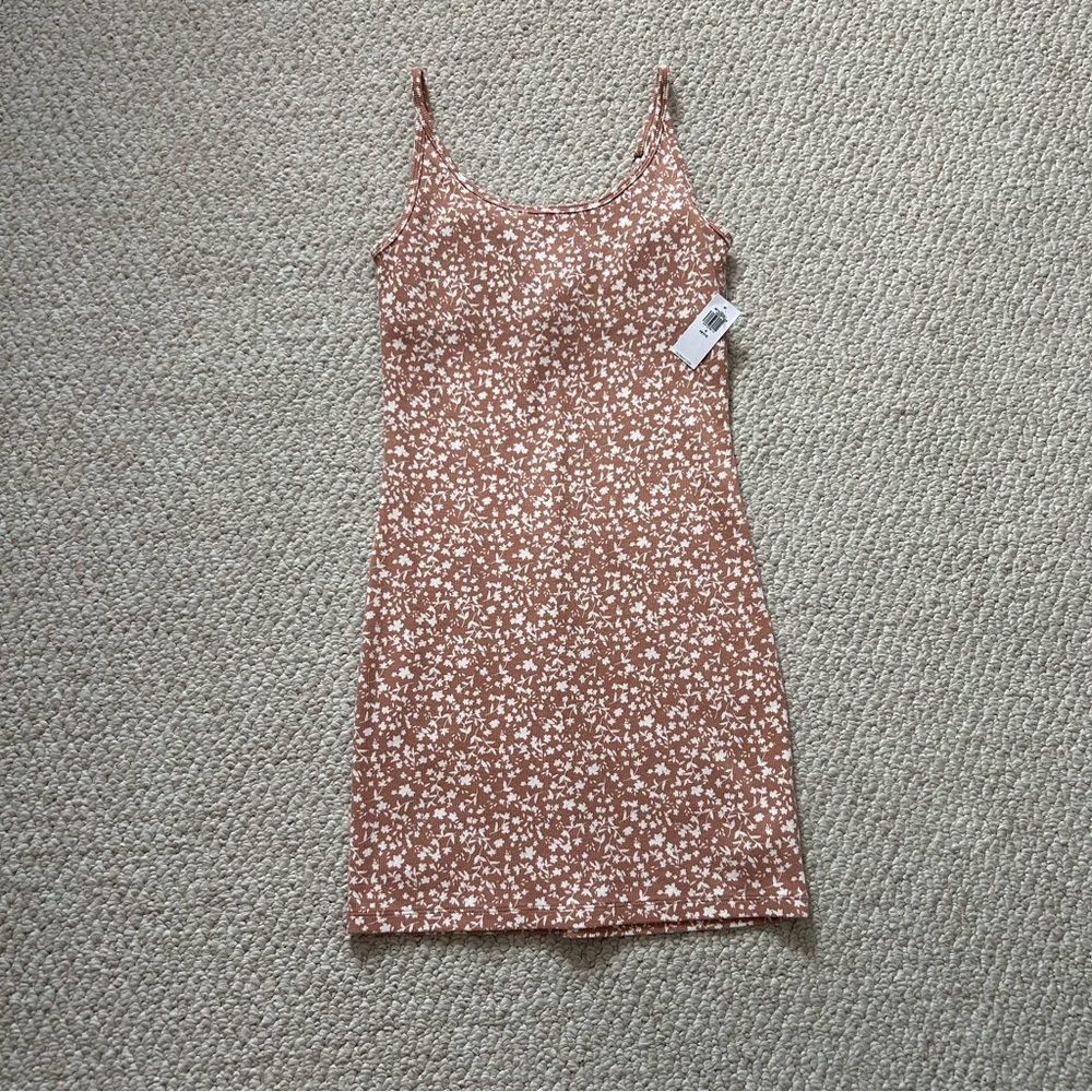 Old Navy Fitted Rib-Knit Cami Mini Dress in Floral Tan Size Small Petite - Picture 4 of 7